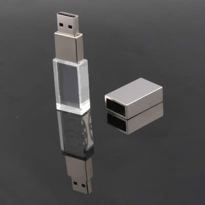 Clé USB en verre gravé Stevens