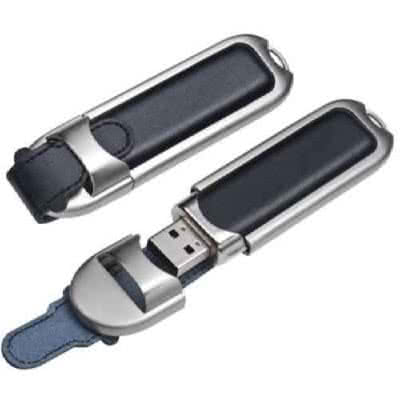 Clé USB en cuir avec étui pliant Shalia