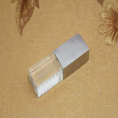 Clé USB transparente avec capuchon métal Eldeni