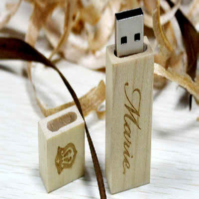 Clé USB en bois naturel Perez